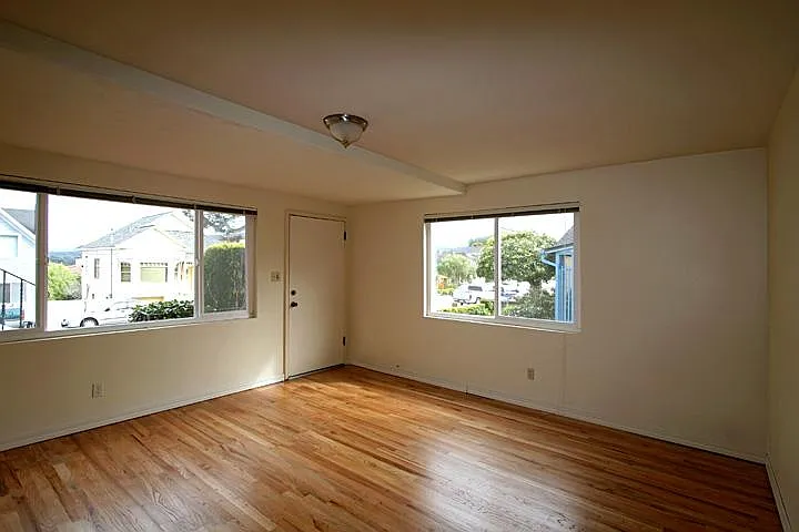 Building Photo - 456 Larkin St #2