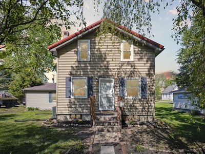 706 S Elm St, Nappanee, IN, 46550