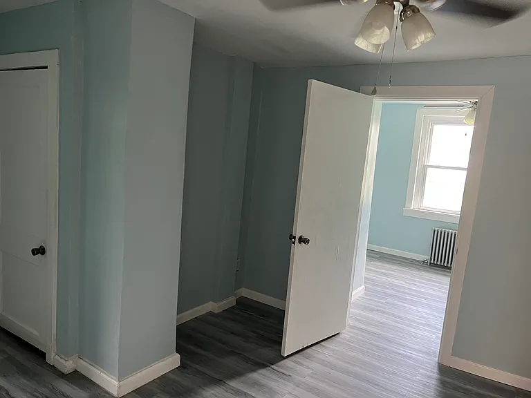 630 Elroy Rd — Photo 6