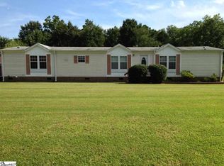 112 Birdie Ln, Fountain Inn, SC 29644