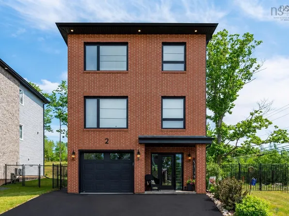 2 Owdis Ave, East Hants, NS B2S 0H8