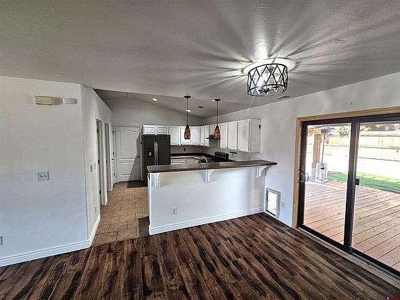 3rd image of 3224 Raven Crest Drive