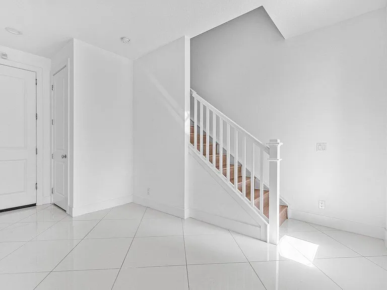 7115 Edison Pl — Photo 11