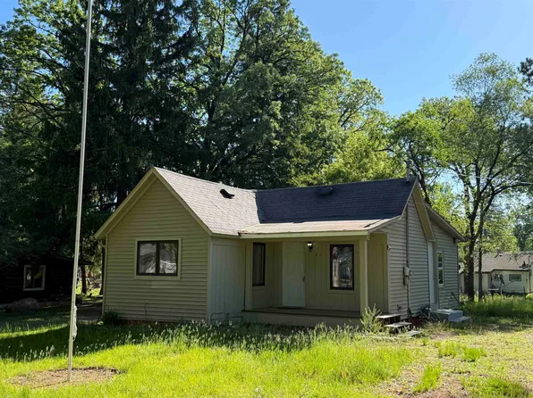 224 N Elm St, Adams, WI 53910