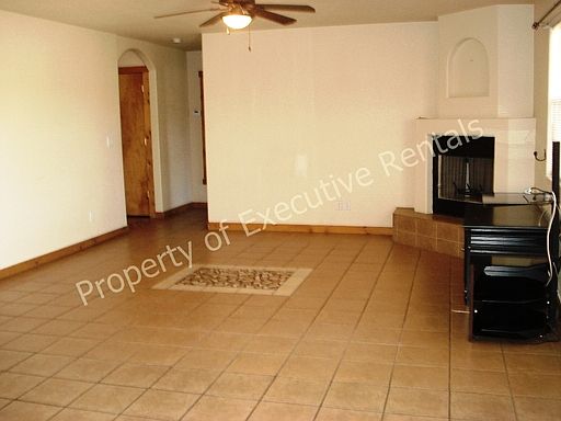 4th image of 3636 Marion Ln
