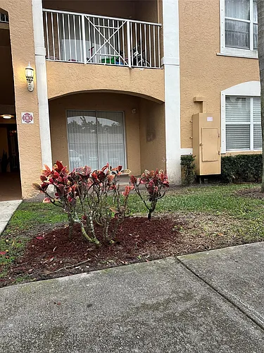 5590 NW 61st St #803 Photo 1
