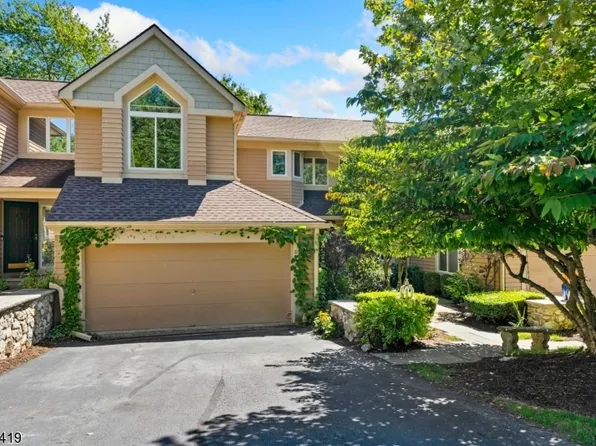 31 Sugar Maple Ln, Hardyston Twp., NJ 07419