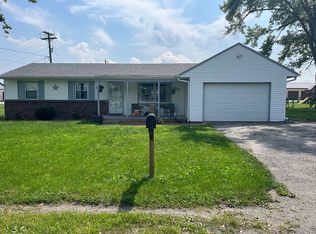 335 Sundown Mnr, Mooresville, IN 46158