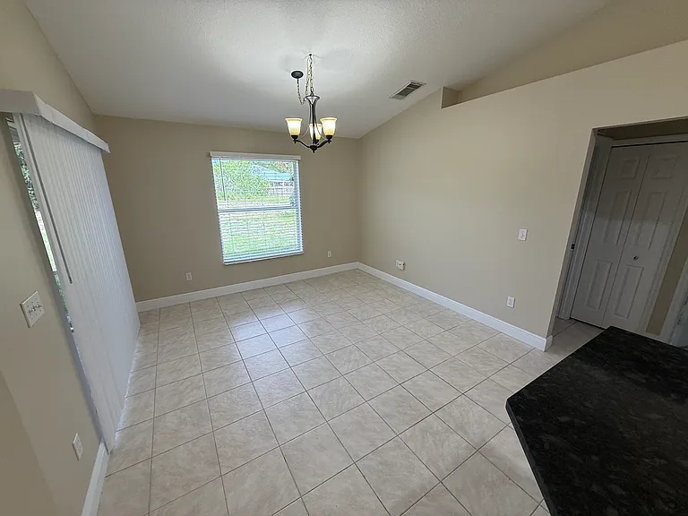 3561 SW San Benito St — Photo 17