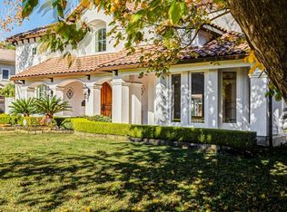 5410 Valerie St, Bellaire, TX 77401