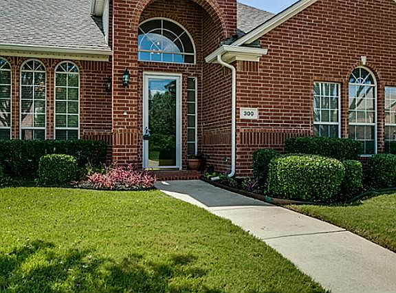2nd image of 300 Longview Dr