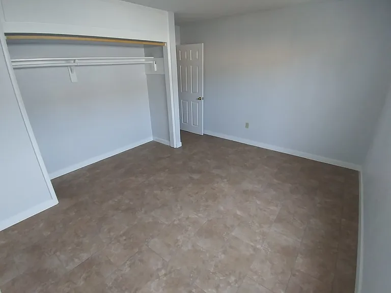 11435 S New Hampshire Ave — Photo 18