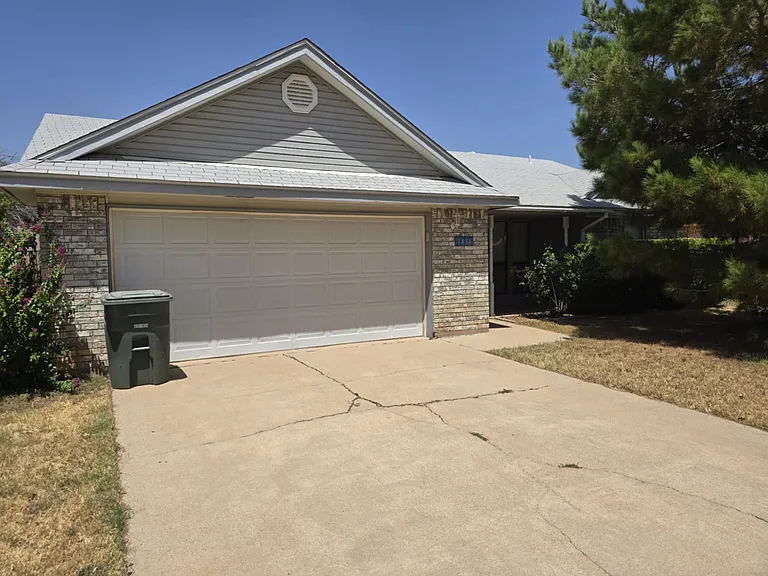 1434 Lawyers Ln — Photo 5