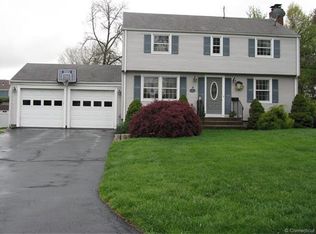 66 Crest St, Wethersfield, CT 06109
