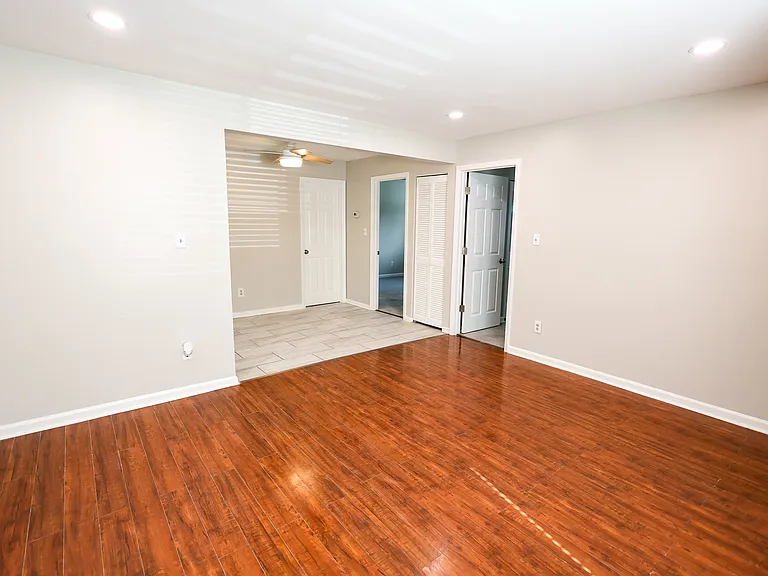 612 Germaine St #A — Photo 3