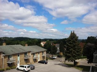 1761 Crafton Blvd #3, Pittsburgh, PA 15205