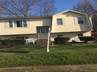 79 Picariello Dr, Haverstraw, NY 10927