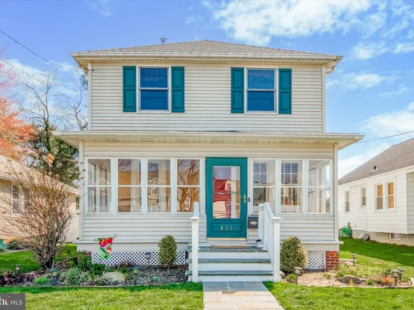 433 Woodland Ave, Morrisville, PA 19067