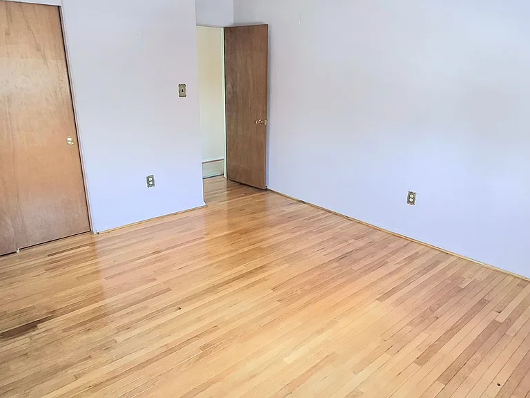10 Carson Ln — Photo 18