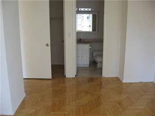 Rented by RELO REDAC INC. | media 19