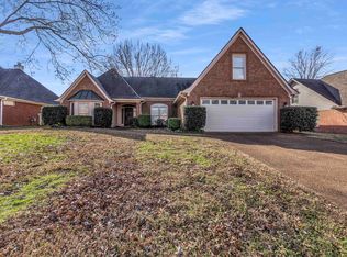 7563 Cordova Club Dr E, Cordova, TN 38018