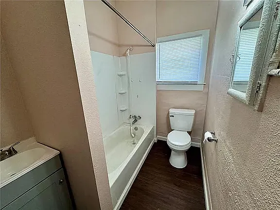 309 Broad St — Photo 5