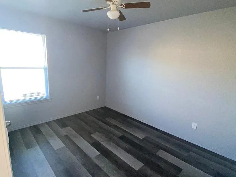 1324B Liberation Ln — Photo 10