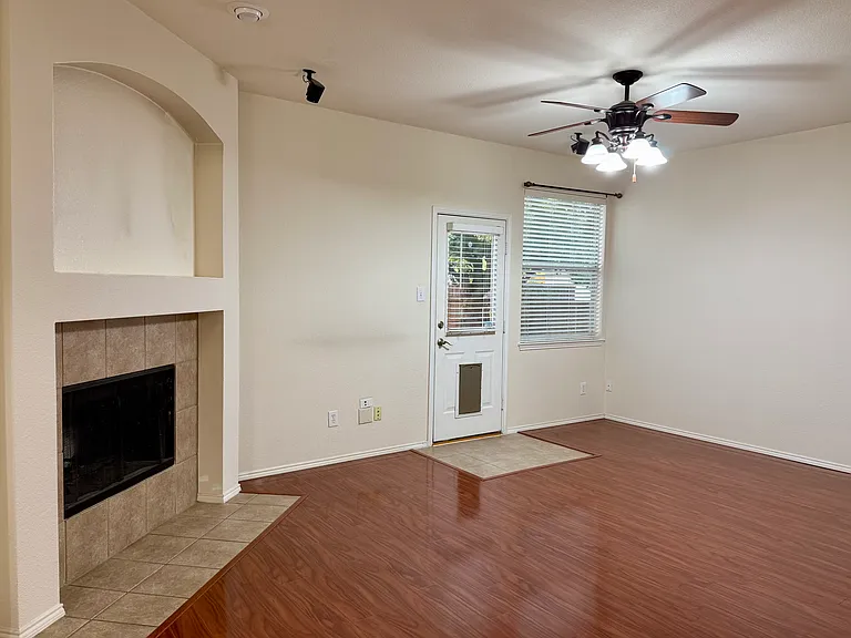1543 Sandstone Dr — Photo 5