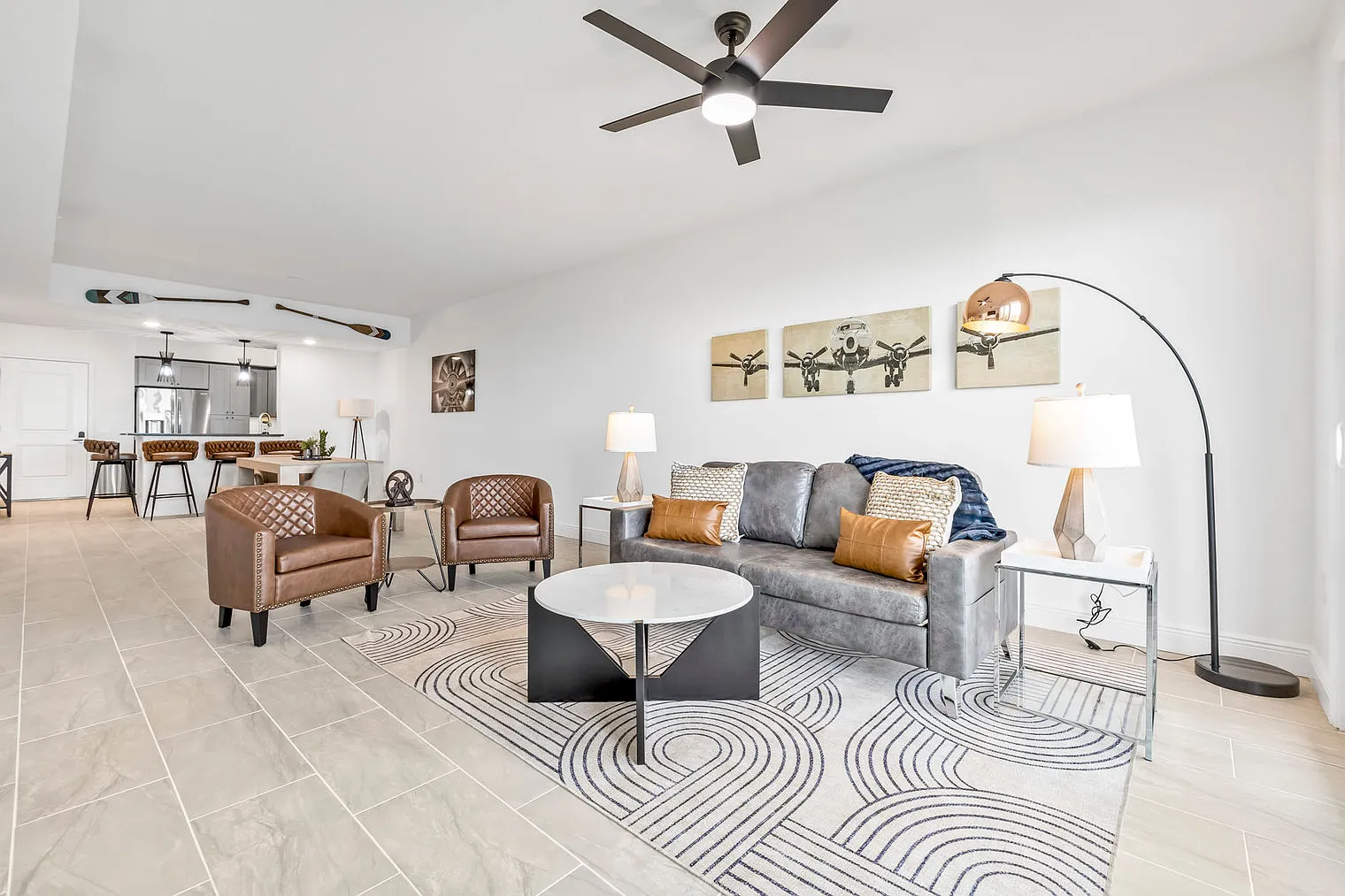 4 bed, 4.0 bath, 2658 sqft, $9,493 — Photo 3