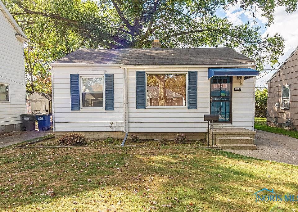 1st image of 940 Francis Ave