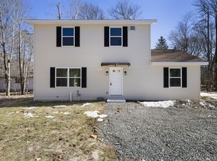 1694 Aspen Ter, Tobyhanna, PA 18466