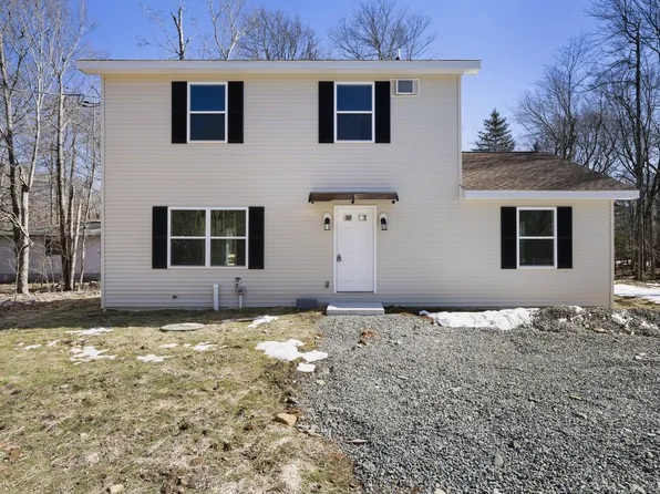 1694 Aspen Ter, Tobyhanna, PA 18466