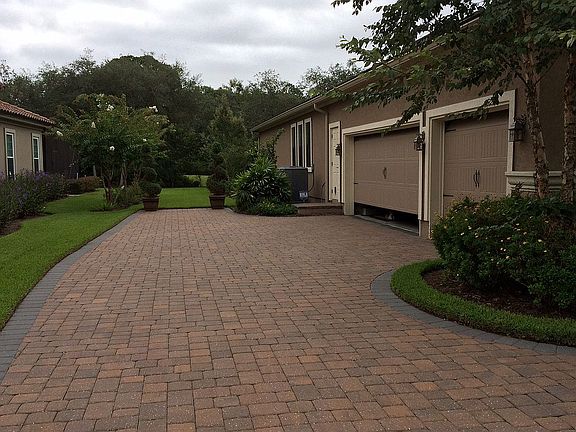 5th image of 212 Vale Dr