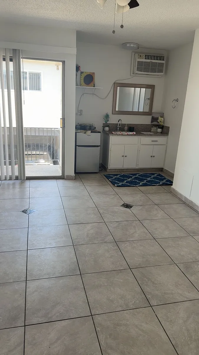 Building Photo - 14149 Vanowen St #1A