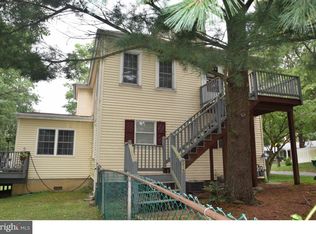 215 Hillcrest Ave, Wilmington, DE 19809