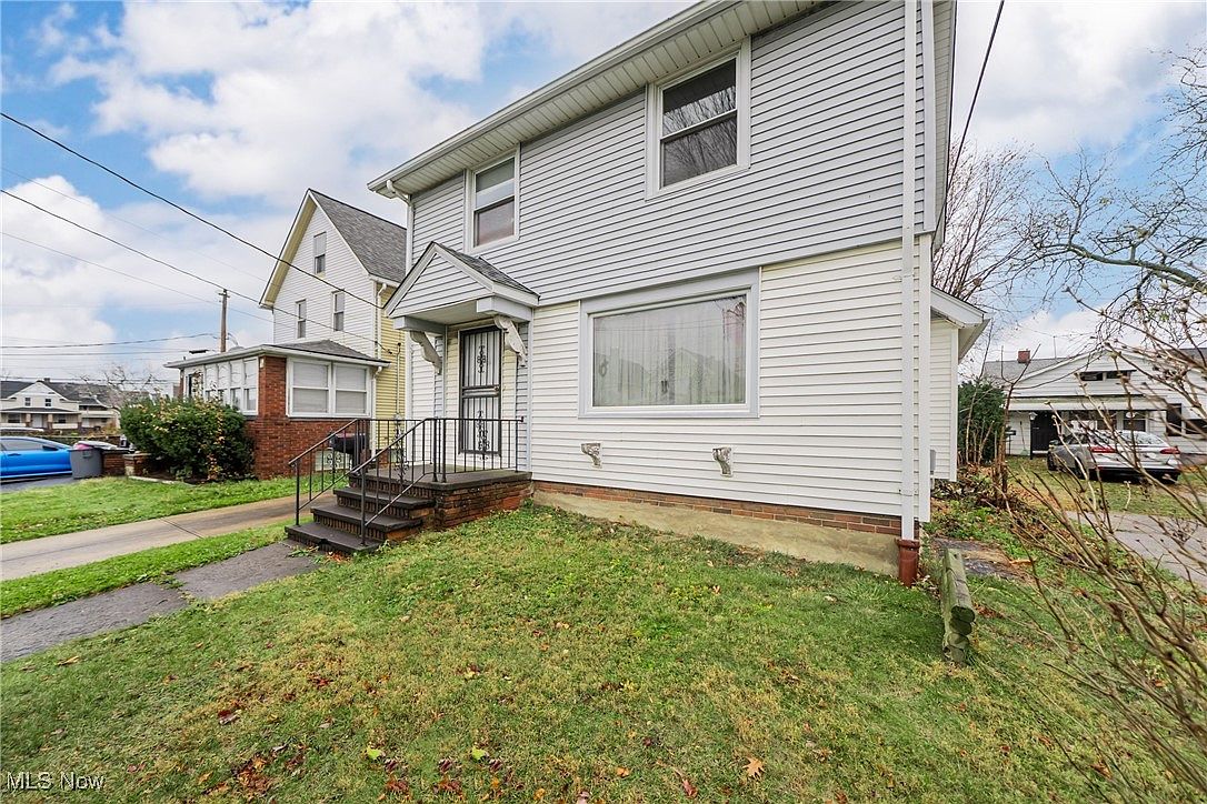4309 W 52nd St, Cleveland, OH 44144 | Zillow