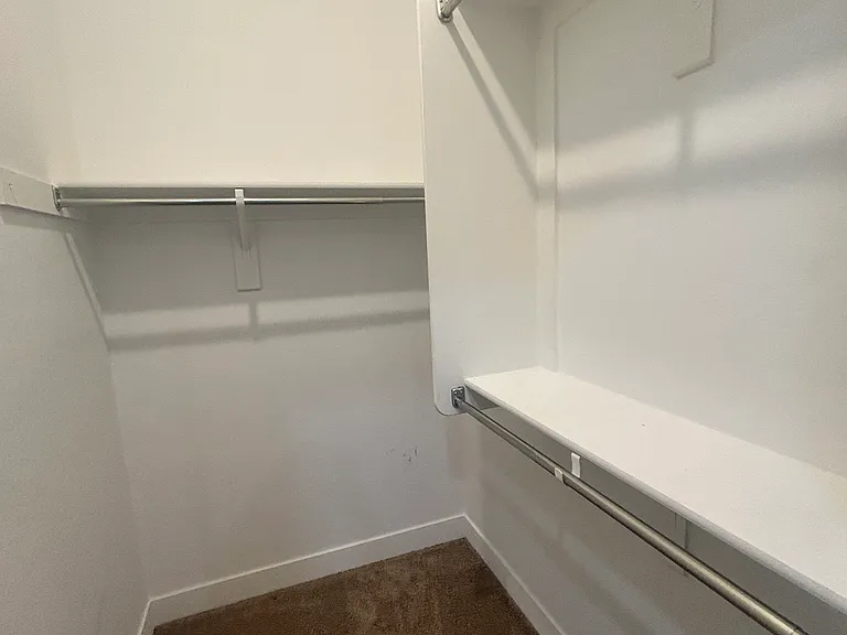 Bedroom2's Walk-in Closet