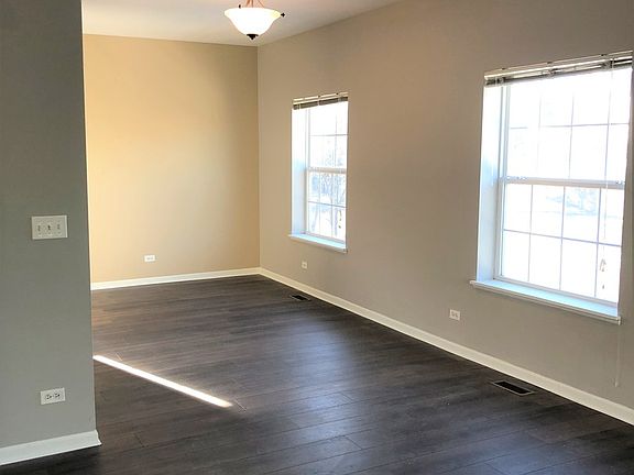 5th image of 161 Monarch Dr #901
