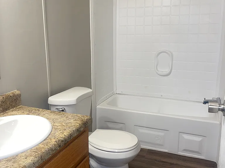 Royal Oaks Estates — Photo 21