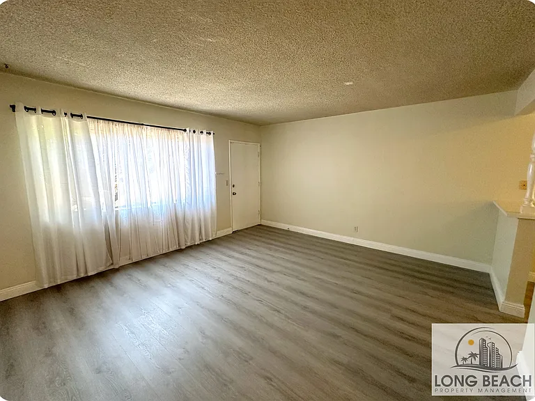 734 Freeman Ave #1 — Photo 6