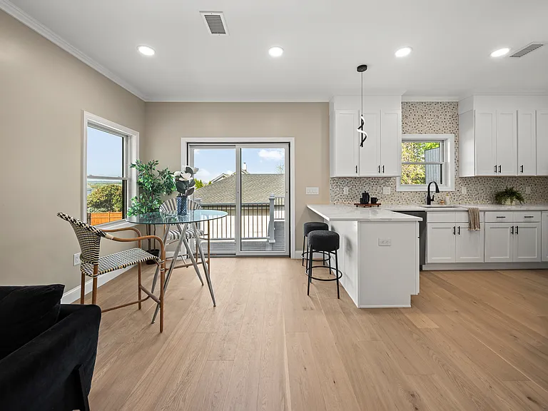 432 Jefferson St #2 — Photo 10