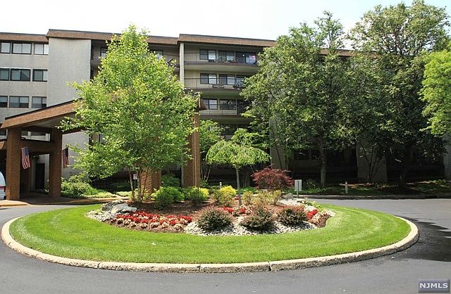 1st image of 521 Piermont Ave APT 429A
