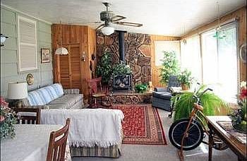 4th image of 3038 E Louise Ave