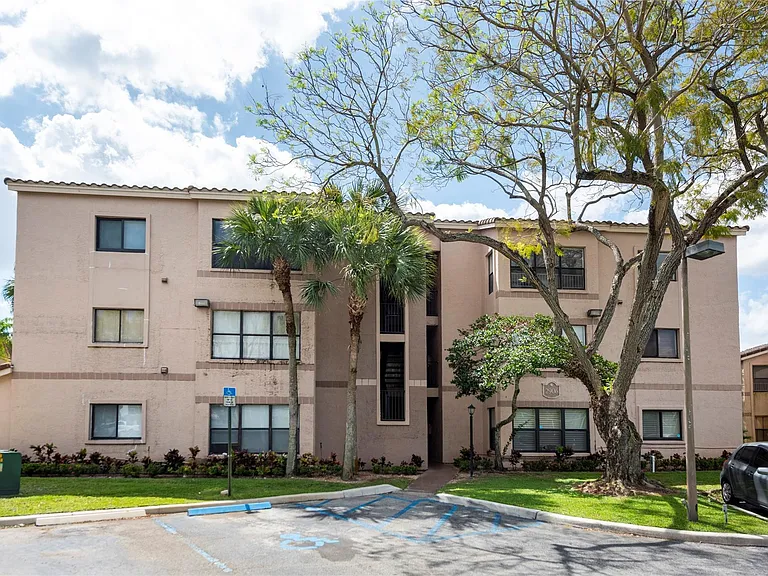 2906 S University Dr #10204 — Photo 21
