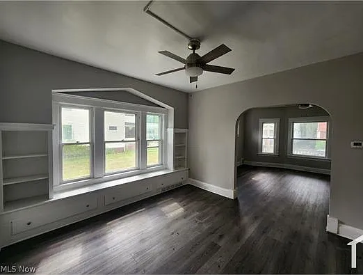 2 bed, $1,400 — Photo 4