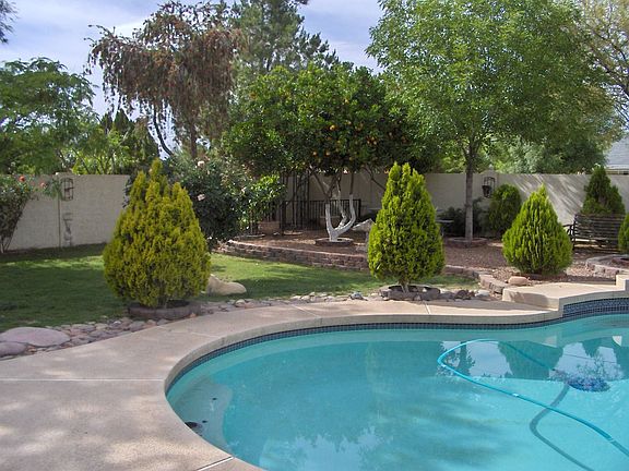 3rd image of 4214 E Juanita Ave