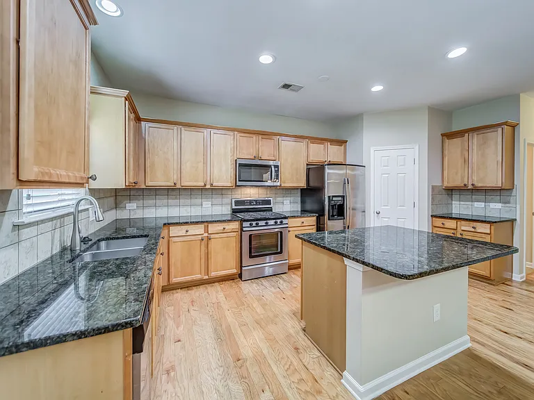9950 Autry Vue Ln — Photo 2