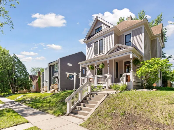 2328 Priscilla St, Saint Paul, MN 55108