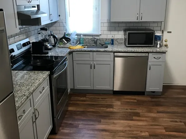 651 Providence St, Albany, NY 12208