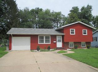 113 Paulaire Ct, Burlington, IA 52601